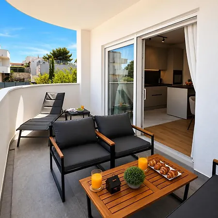 Apartament Maris
